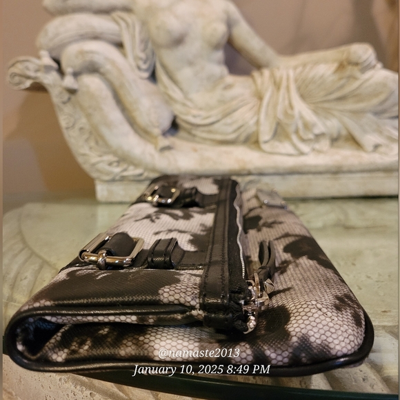 L.A.M.B. Gwen Stefani Roses Lace Clutch Designer Leather #83 - Picture 10 of 14